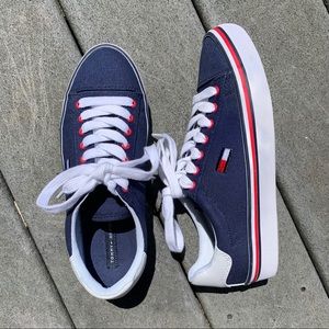 Tommy Hilfiger canvas blue shoes